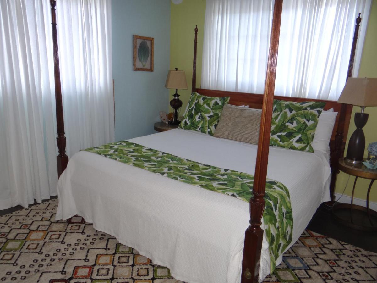Rollezz Villas Beach Resort Old Bight Buitenkant foto