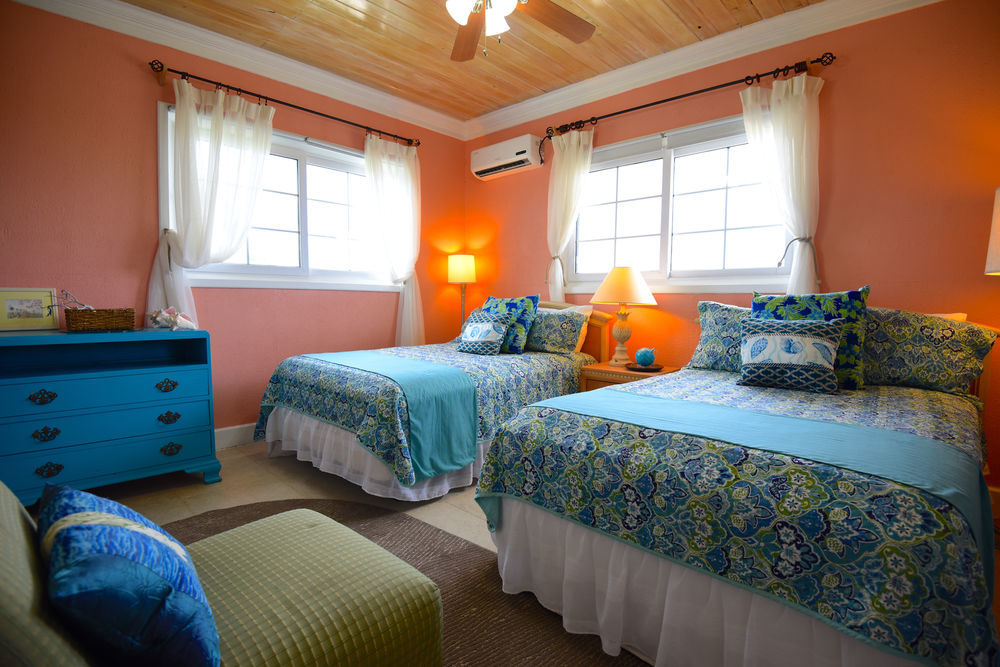 Rollezz Villas Beach Resort Old Bight Buitenkant foto